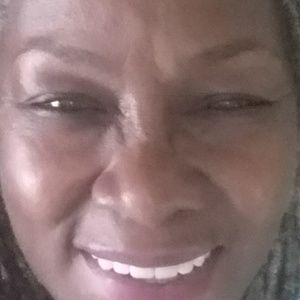 Meet your Posher, Debra